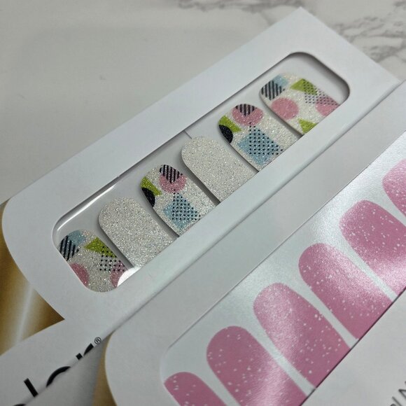 Retired Color Street 80's - Duo #5 - Picture 3 of 4